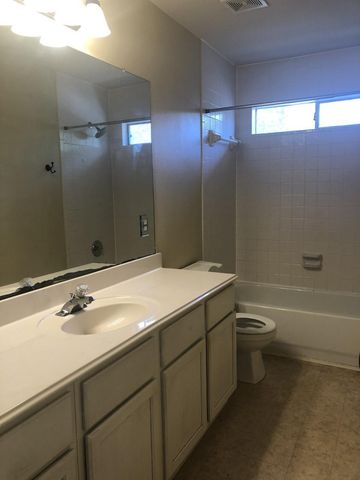 2110 Highland Bay Court, Katy, TX 77450