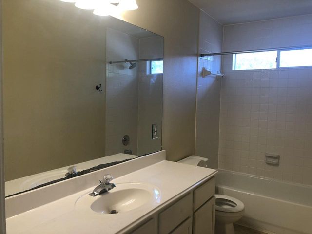 2110 Highland Bay Court, Katy, TX 77450