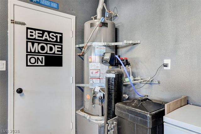 2127 Tyler Drive, Henderson, NV 89074