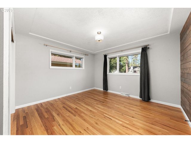 1110 E 28th Ave, Spokane, WA 99203