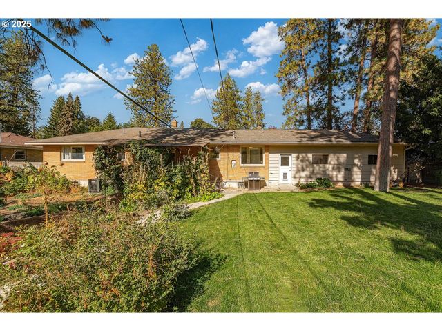 1110 E 28th Ave, Spokane, WA 99203