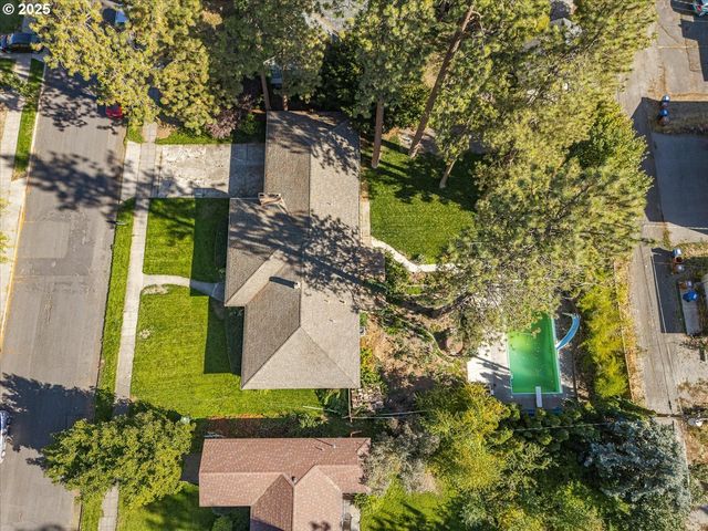 1110 E 28th Ave, Spokane, WA 99203