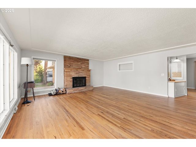 1110 E 28th Ave, Spokane, WA 99203