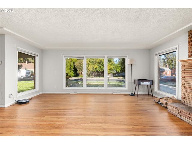 1110 E 28th Ave, Spokane, WA 99203