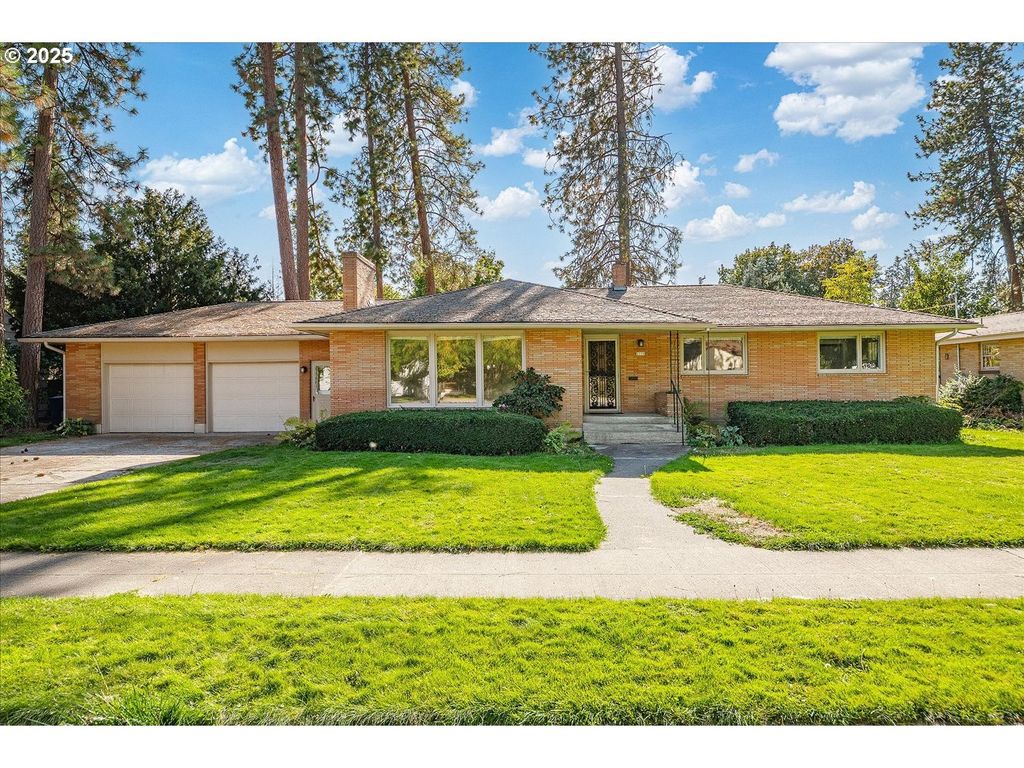 1110 E 28th Ave, Spokane, WA 99203