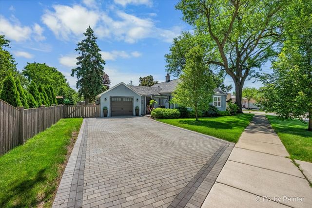 72 W Irving Park Road, Roselle, IL 60172