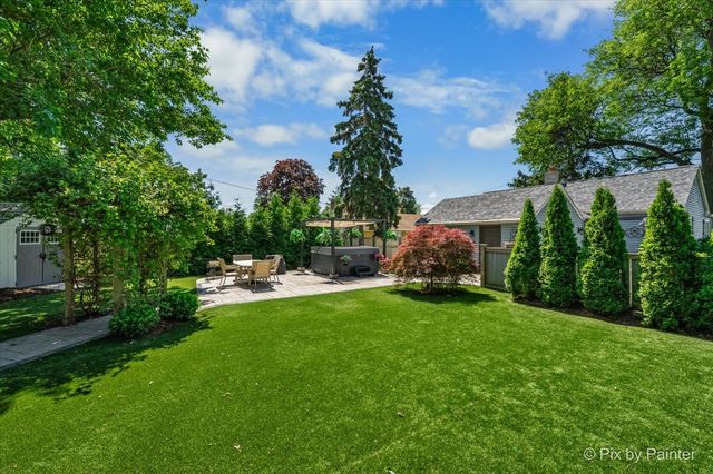 72 W Irving Park Road, Roselle, IL 60172