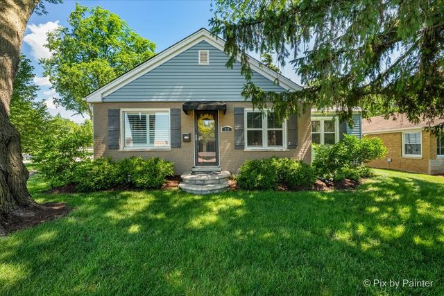 72 W Irving Park Road, Roselle, IL 60172