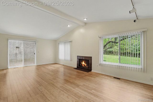 4190 WABEEK LAKE Drive S, West Bloomfield Charter Township, MI 48302