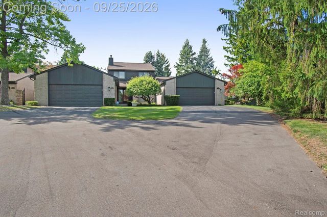 4190 WABEEK LAKE Drive S, West Bloomfield Charter Township, MI 48302