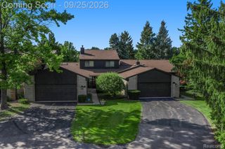 4190 WABEEK LAKE Drive S, West Bloomfield Charter Township, MI 48302