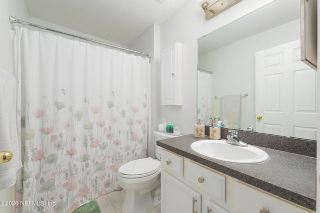 7060 DEER LODGE Circle 112, Jacksonville, FL 32256