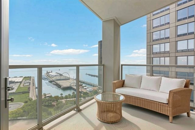 600 N Lake Shore Drive 3804, Chicago, IL 60611
