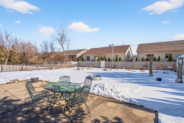 144 BALDWIN COURT, Appleton, WI 54915