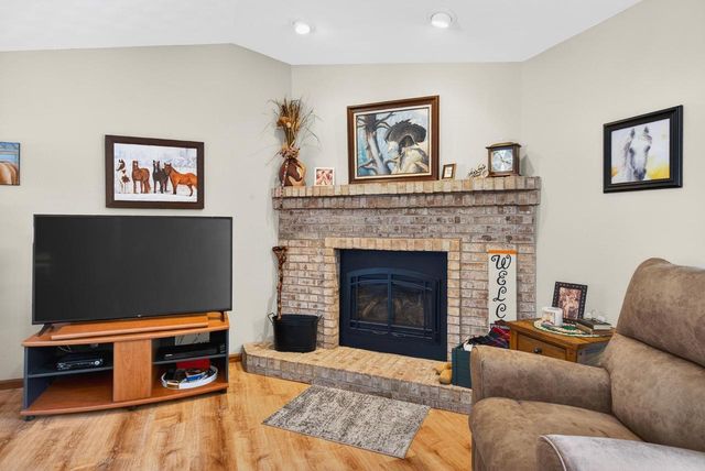 144 BALDWIN COURT, Appleton, WI 54915