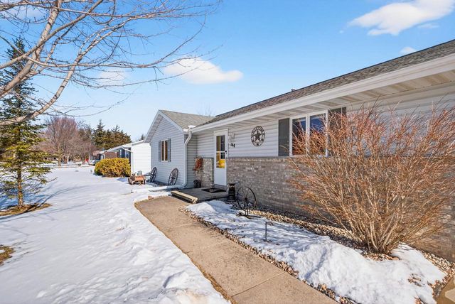 144 BALDWIN COURT, Appleton, WI 54915