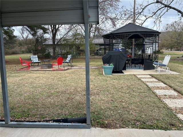 302 Bradley Cove Road, Russellville, AR 72802