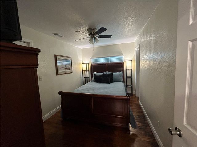 302 Bradley Cove Road, Russellville, AR 72802