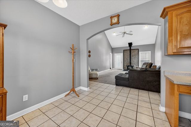 134 Royal Lane, Gray, GA 31032