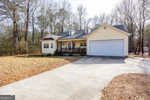 134 Royal Lane, Gray, GA 31032
