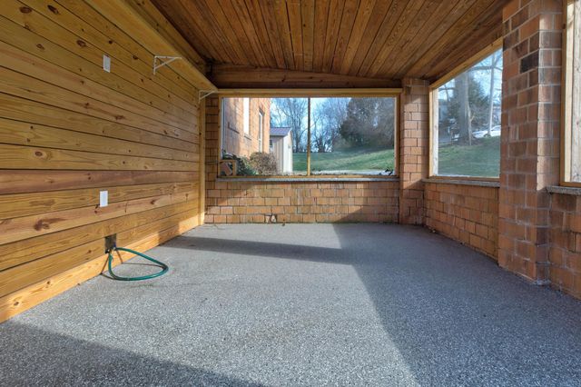 449 W Main Street, Mt Sterling, KY 40353