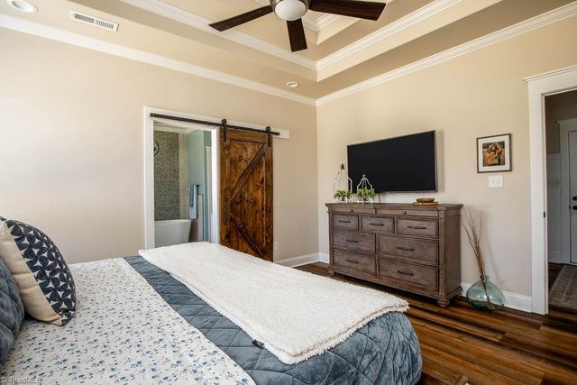 1655 Jades Way, Thomasville, NC 27360