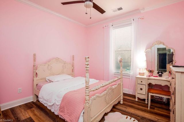 1655 Jades Way, Thomasville, NC 27360