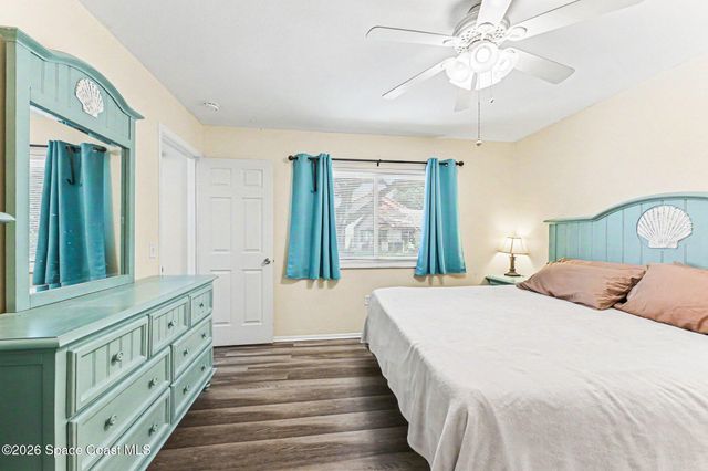 865 Regal Avenue NE, Palm Bay, FL 32905