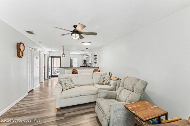 865 Regal Avenue NE, Palm Bay, FL 32905
