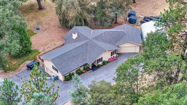 20365 Wolf Creek Road, Grass Valley, CA 95949