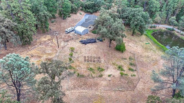 20365 Wolf Creek Road, Grass Valley, CA 95949