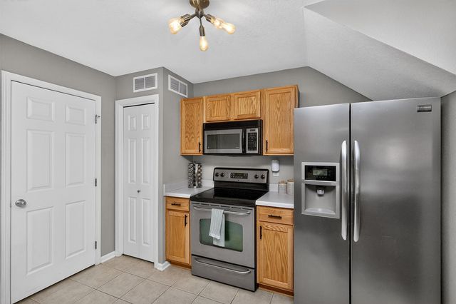 8610 Ep True Parkway 1007, West Des Moines, IA 50266