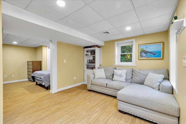 40 Waterfield Road, Osterville, MA 02655