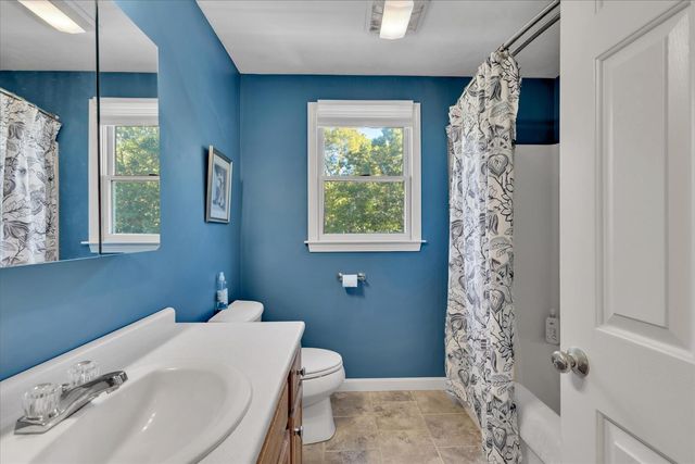 40 Waterfield Road, Osterville, MA 02655