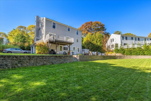 40 Waterfield Road, Osterville, MA 02655