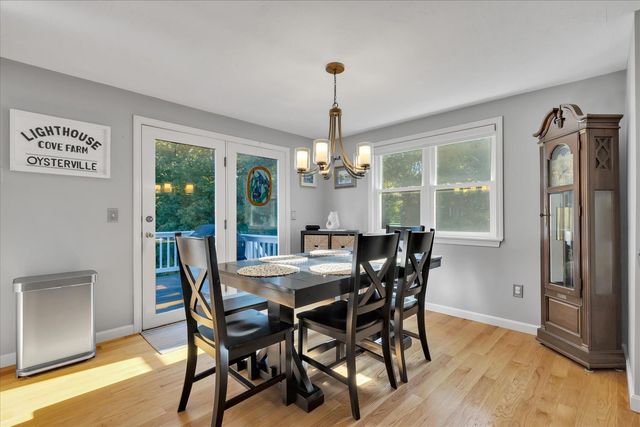 40 Waterfield Road, Osterville, MA 02655