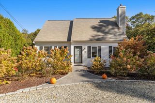 40 Waterfield Road, Osterville, MA 02655
