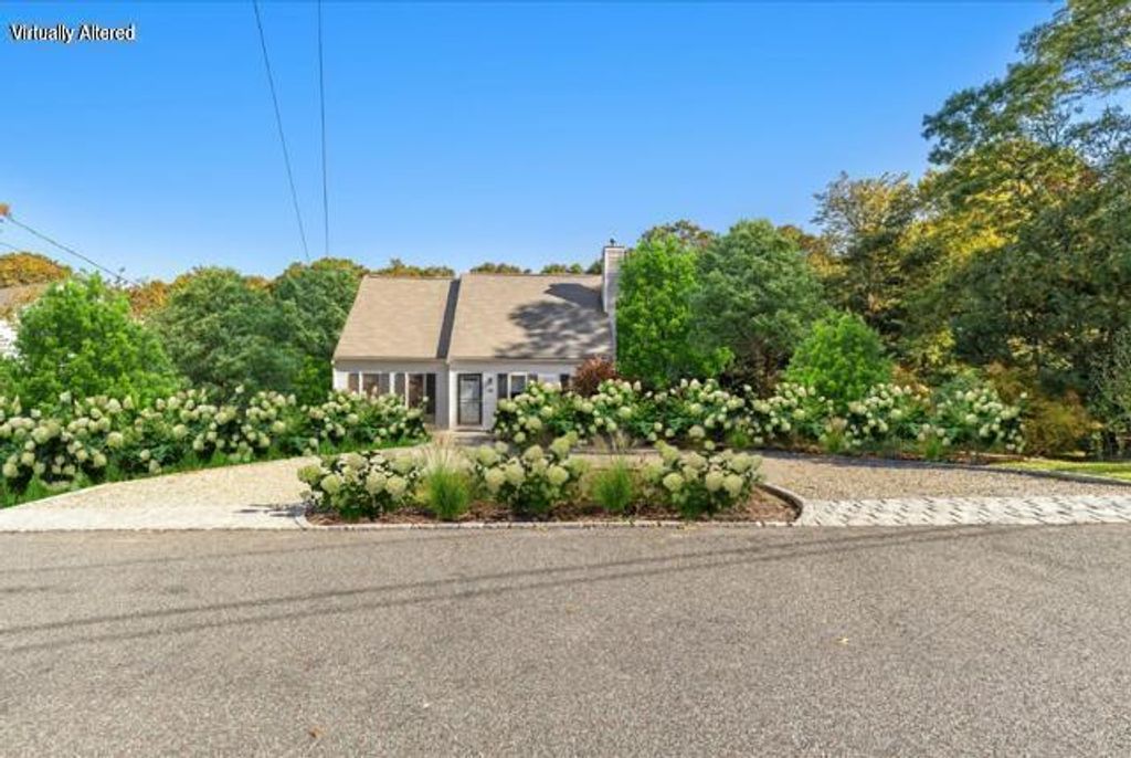 40 Waterfield Road, Osterville, MA 02655