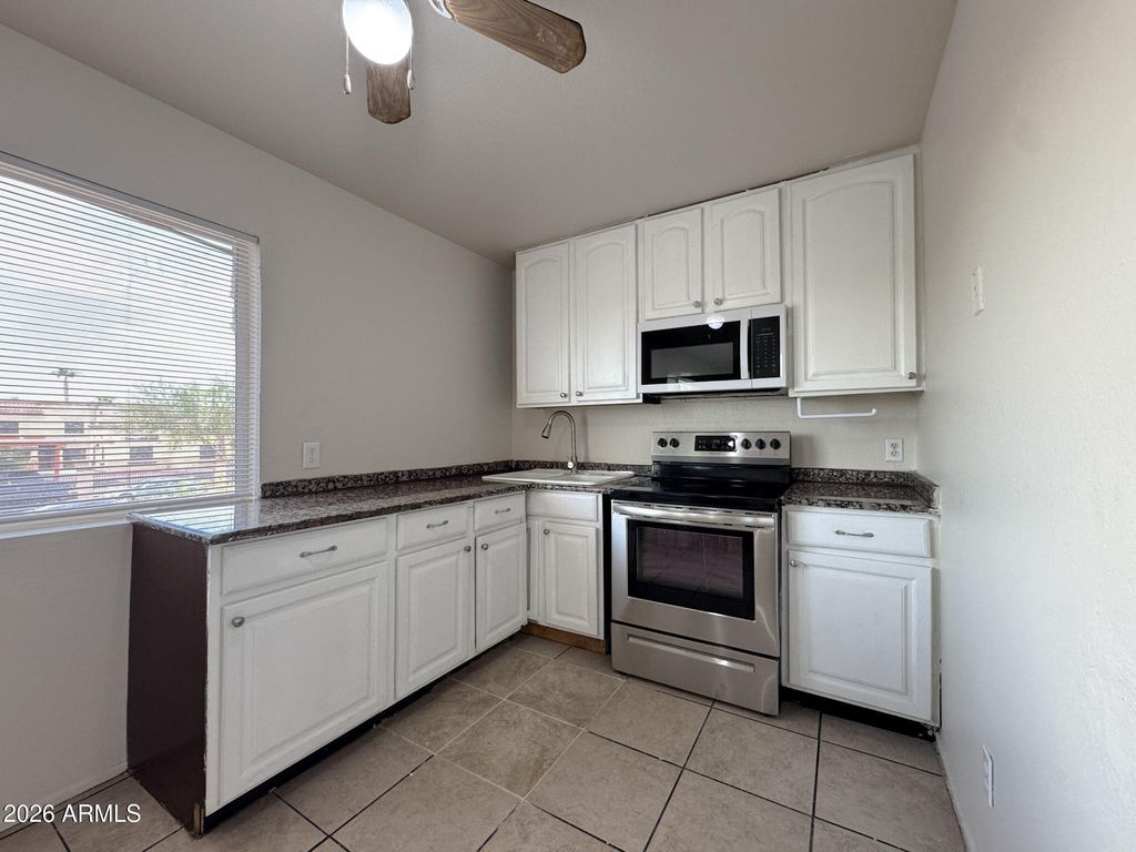641 N 30TH Street 2, Phoenix, AZ 85008