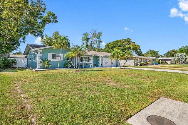 11572 88TH AVENUE, Seminole, FL 33772