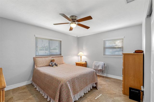 11572 88TH AVENUE, Seminole, FL 33772