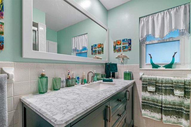 11572 88TH AVENUE, Seminole, FL 33772