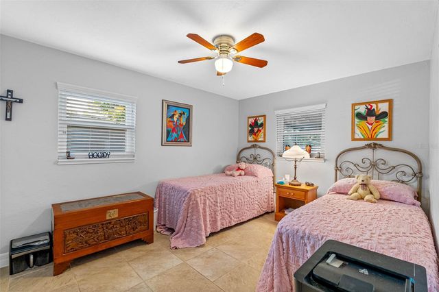 11572 88TH AVENUE, Seminole, FL 33772