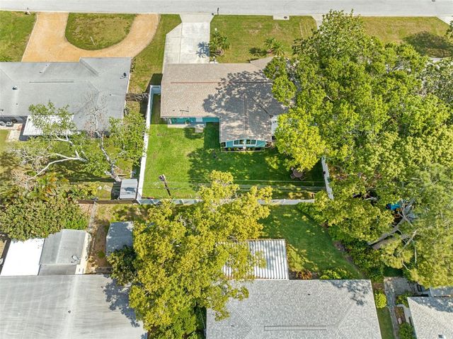 11572 88TH AVENUE, Seminole, FL 33772