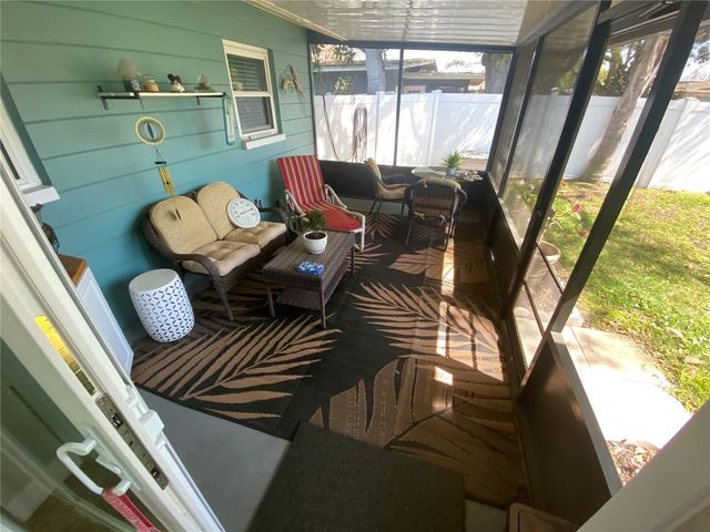 11572 88TH AVENUE, Seminole, FL 33772