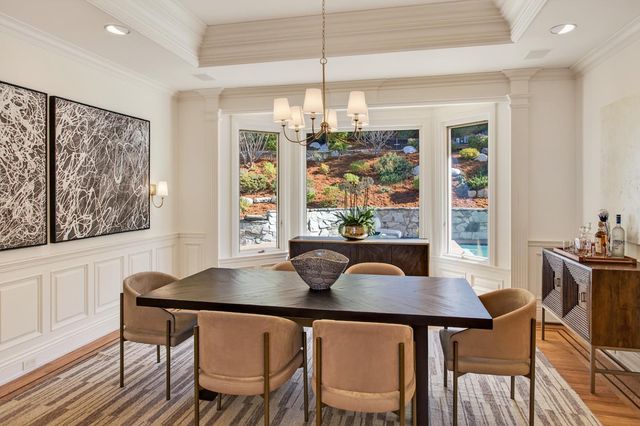 1110 Trinity Drive, Menlo Park, CA 94025