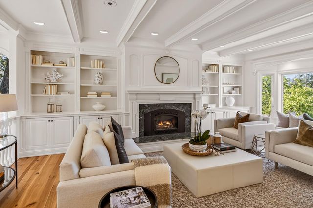 1110 Trinity Drive, Menlo Park, CA 94025