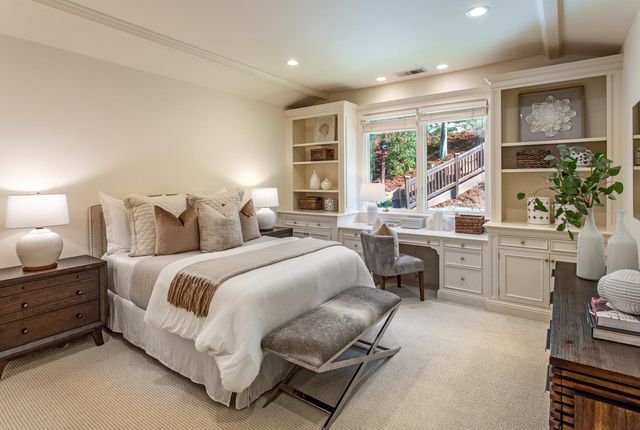 1110 Trinity Drive, Menlo Park, CA 94025