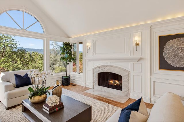 1110 Trinity Drive, Menlo Park, CA 94025