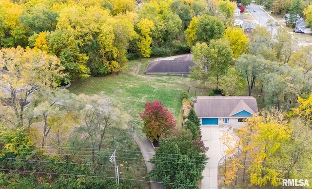 2200 SHERIDAN Road, Pekin, IL 61554